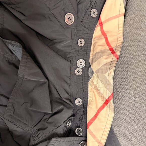 Burberry Black Outerwear - Picture 3 of 15